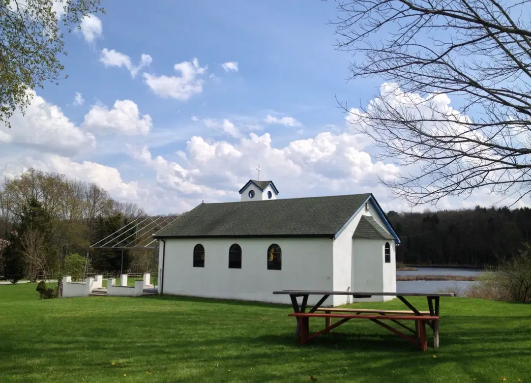 Agia Markella Greek Orthodox Church of Northern Chios Society of Pelineon, Kenoza Lake, NY — photo 5 of 15