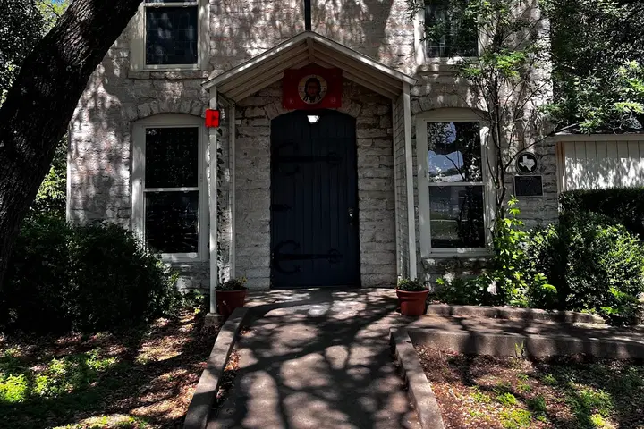 All-Holy Trinity Orthodox Church, Granbury, TX — photo 2 of 8