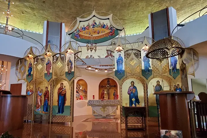 Annunciation Greek Orthodox Church, Wauwatosa, WI — photo 5 of 17