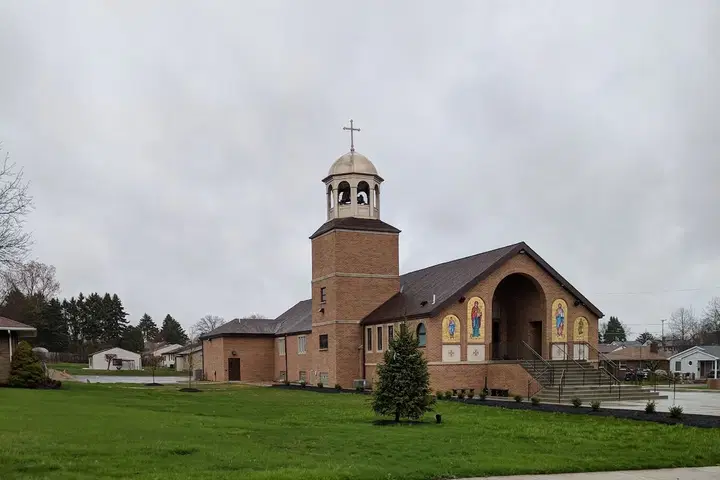 Archangel Michael Greek Orthodox Church, Campbell, OH — photo 4 of 20