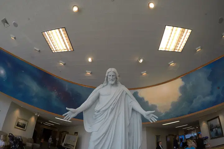 Ascension Cathedral, Oakland, CA — photo 5 of 17