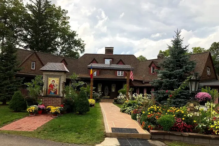 Ascension of the Lord Romanian Orthodox Monastery, Clinton, MI — photo 2 of 15