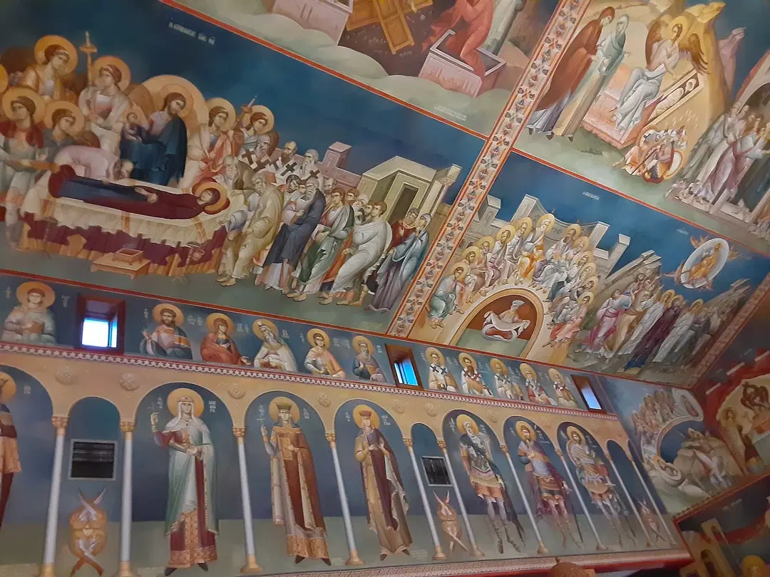 Assumption Greek Orthodox Church, Des Peres, MO — photo 19 of 20