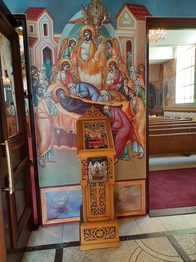 Assumption of the Blessed Virgin Mary, Long Beach, CA — photo 14 of 16