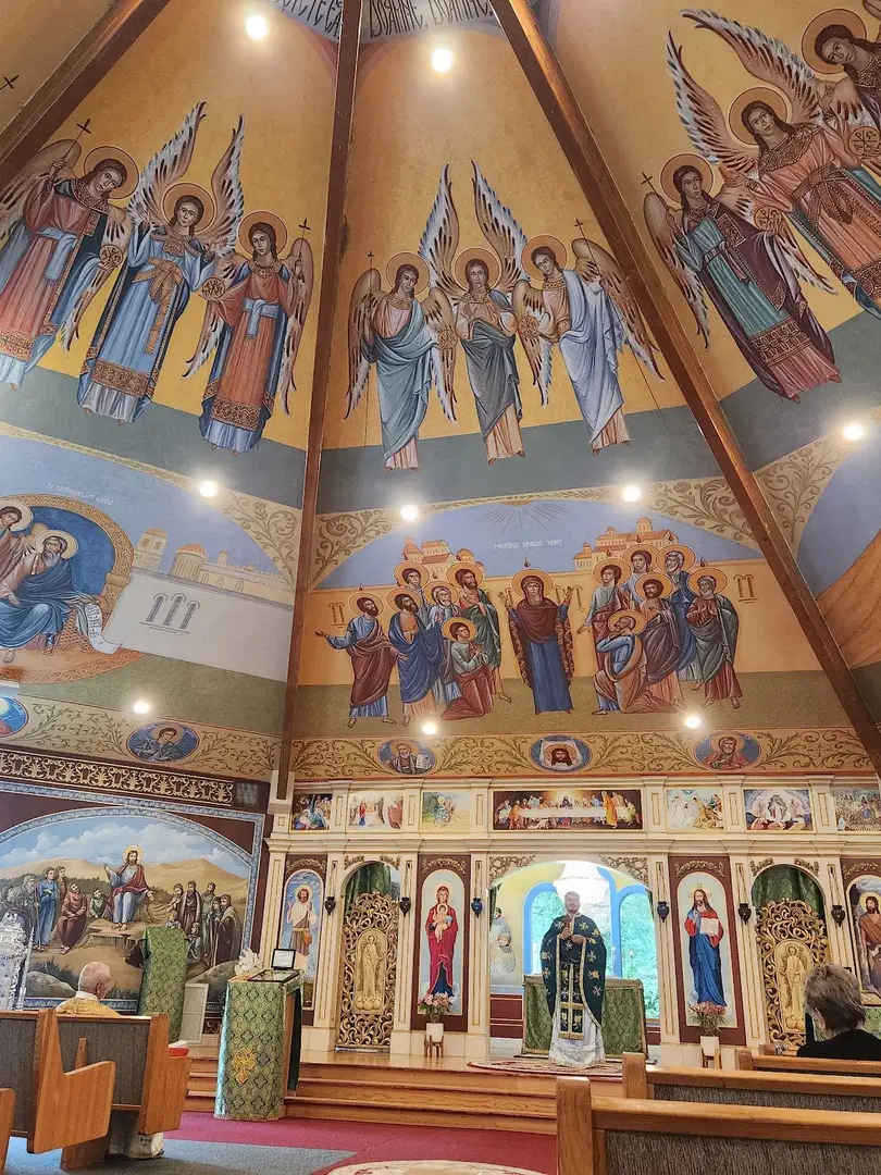 Descent of the Holy Spirit Romanian Orthodox Church, Oregon City, OR — photo 2 of 3