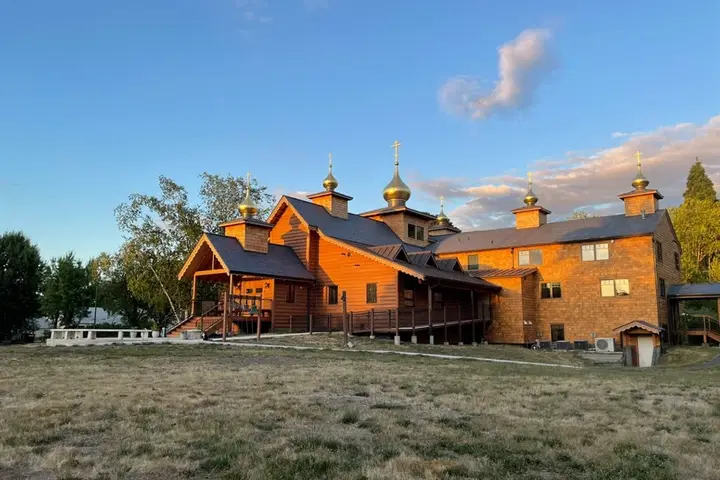 Eastern Orthodox Church Of The Annunciation, Milwaukie, OR — photo 4 of 19