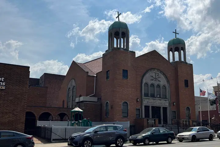 Evangelismos Greek Orthodox, Jersey City, NJ — photo 1 of 20