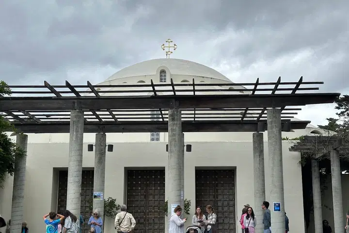 Greek Orthodox Church of the Holy Cross, Belmont, CA — photo 4 of 16
