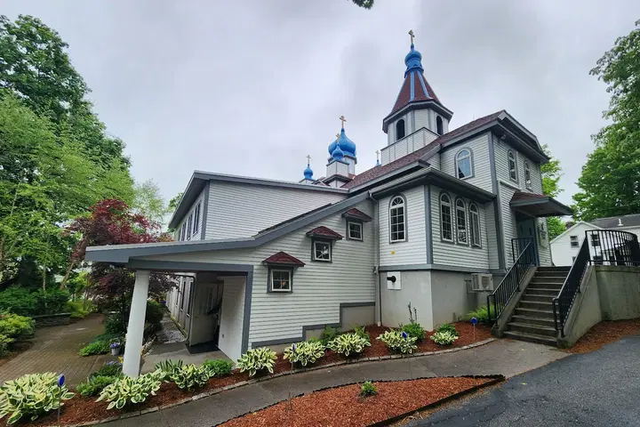 Holy Annunciation Orthodox Church, Maynard, MA — photo 1 of 6
