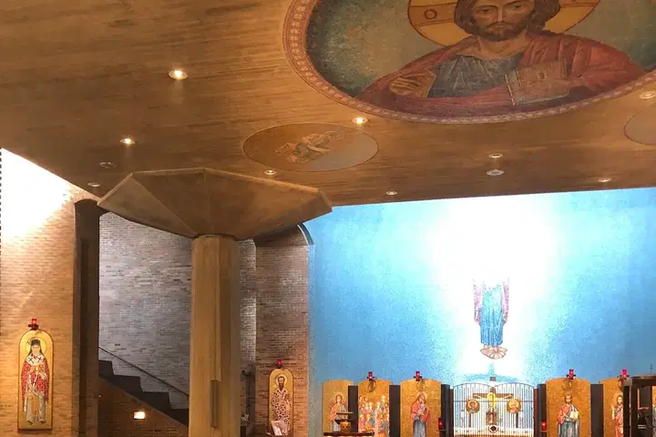 Holy Apostles Greek Orthodox Church, Westchester, IL — photo 2 of 18