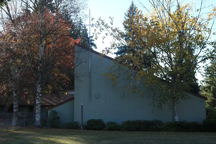 Holy Apostles Greek Orthodox, Shoreline, WA — photo 2 of 5