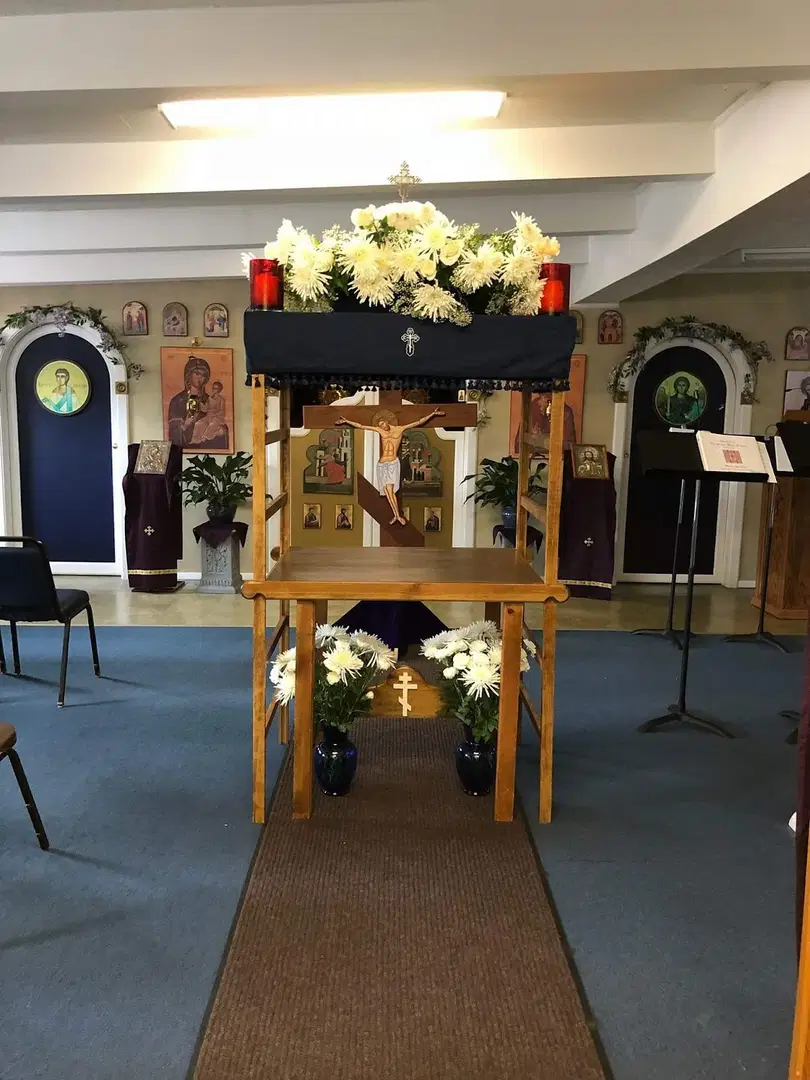 Holy Apostles Orthodox Church, Bloomington, IL — photo 2 of 4