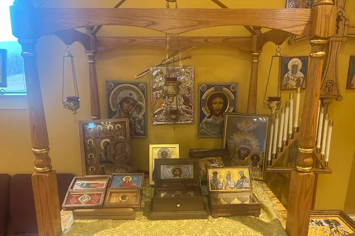Holy Apostles Orthodox Church, Mechanicsburg, PA — photo 4 of 20