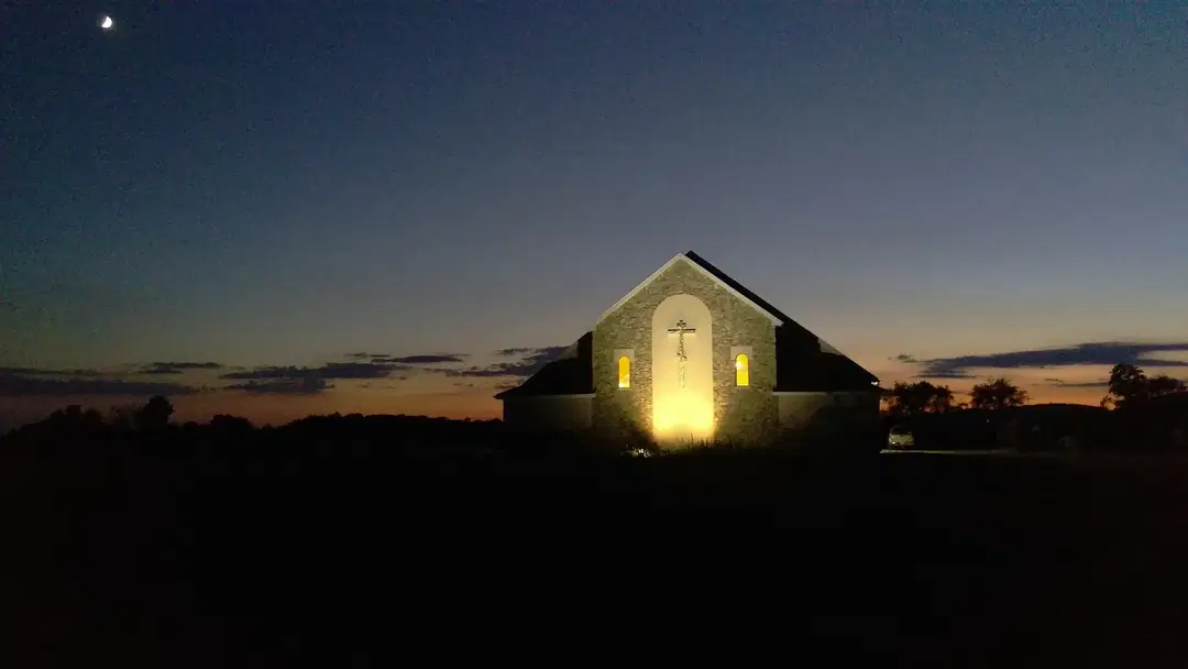 Holy Apostles Orthodox Church, Mechanicsburg, PA — photo 10 of 20