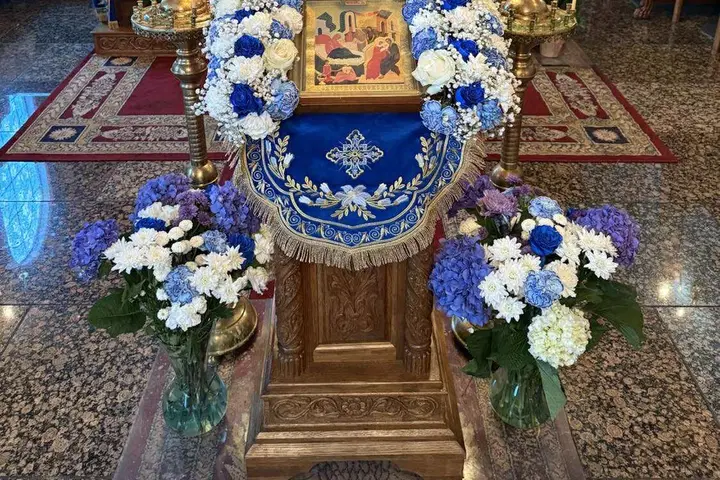Holy Archangels Michael and Gabriel Romanian Orthodox Church, Sacramento, CA — photo 2 of 20