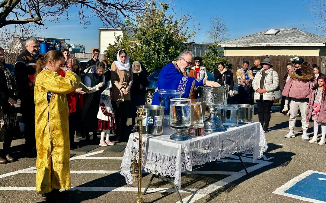 Holy Archangels Michael and Gabriel Romanian Orthodox Church, Sacramento, CA — photo 19 of 20
