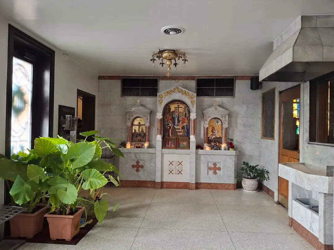 Holy Cross Greek Orthodox Church, Brooklyn, NY — photo 9 of 18