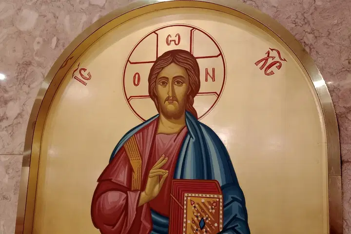 Holy Cross Greek Orthodox Church, Farmington Hills, MI — photo 4 of 9
