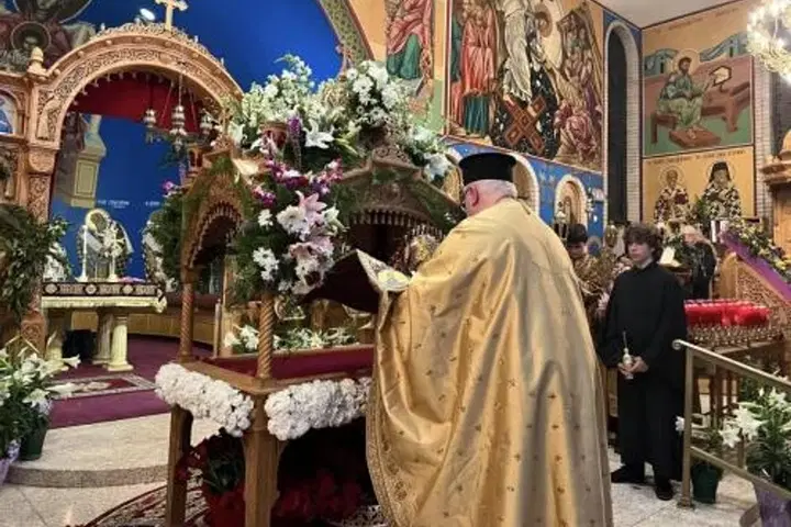 Holy Cross Greek Orthodox Church, Justice, IL — photo 1 of 15