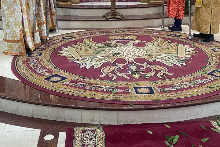 Holy Cross Greek Orthodox Church, Whitestone, NY — photo 2 of 16