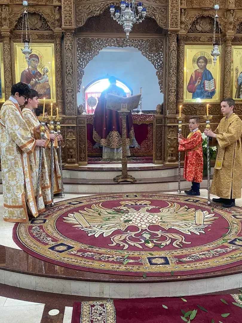 Holy Cross Greek Orthodox Church, Whitestone, NY — photo 2 of 16