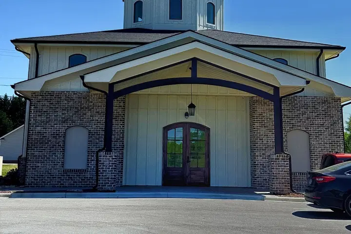 Holy Cross Orthodox Church, Kernersville, NC — photo 2 of 16