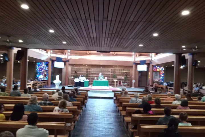 Holy Cross Orthodox Church, Roseburg, OR — photo 4 of 6