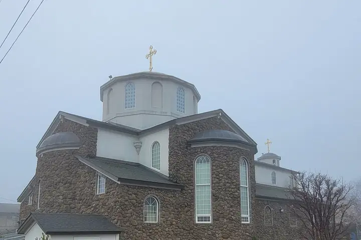 Holy Cross Orthodox Church, Yakima, WA — photo 2 of 20