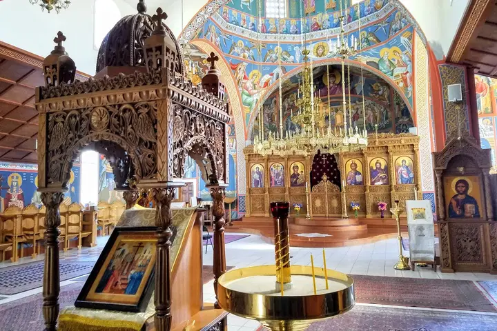 Holy Cross Orthodox Church, Yakima, WA — photo 1 of 20