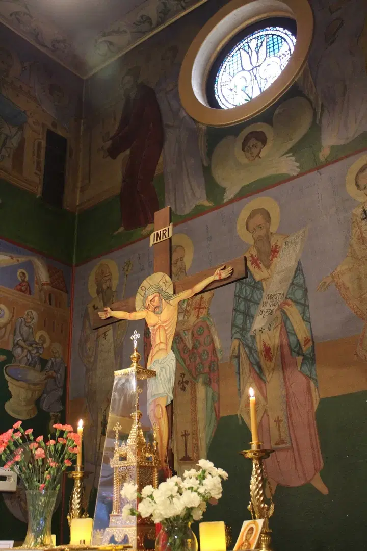 Holy Cross Romanian Orthodox Church, Alexandria, VA — photo 7 of 19