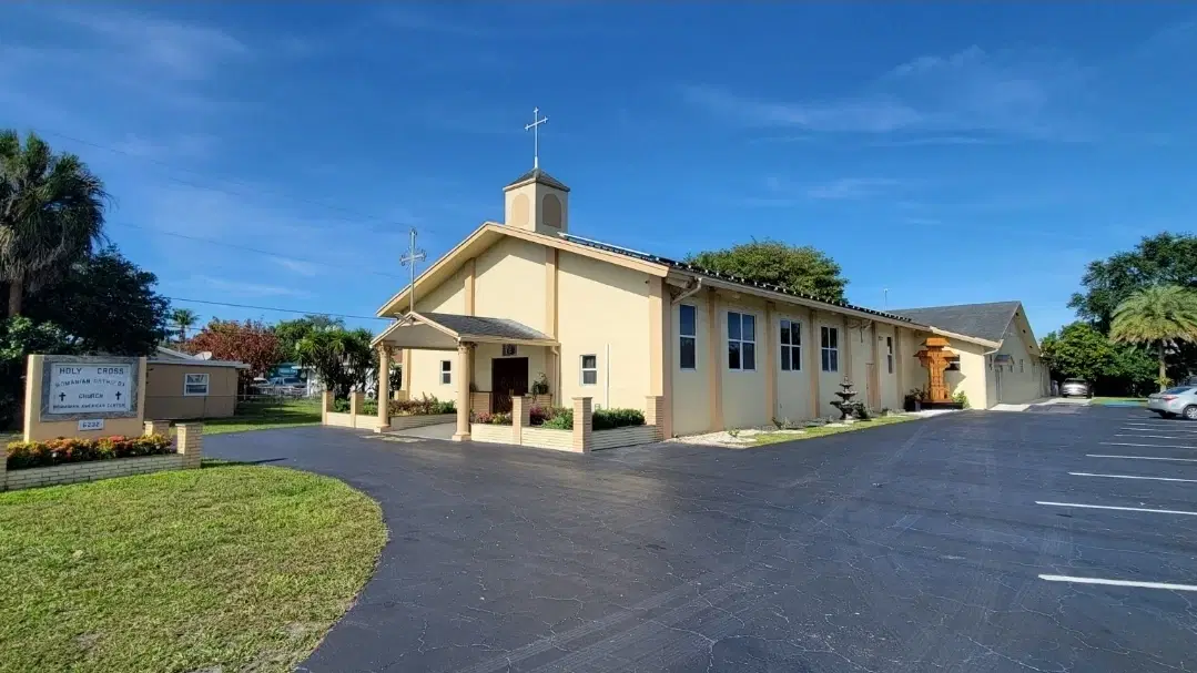 Holy Cross Romanian Orthodox Church, Hollywood, FL — photo 2 of 19