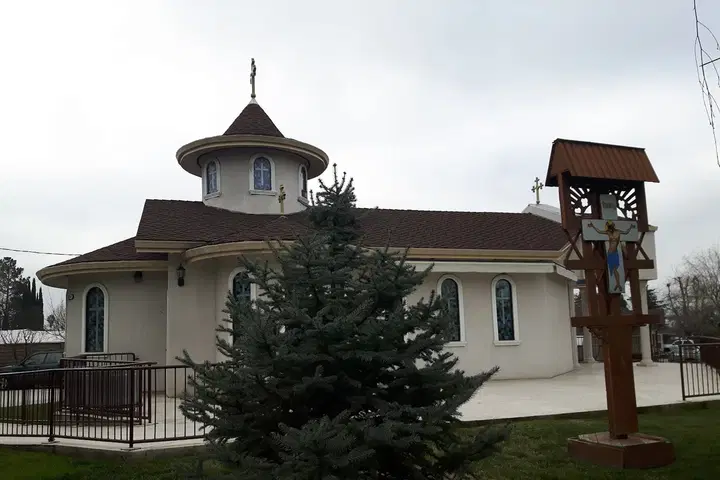 Holy Cross Romanian Orthodox Church, San Jose, CA — photo 2 of 20