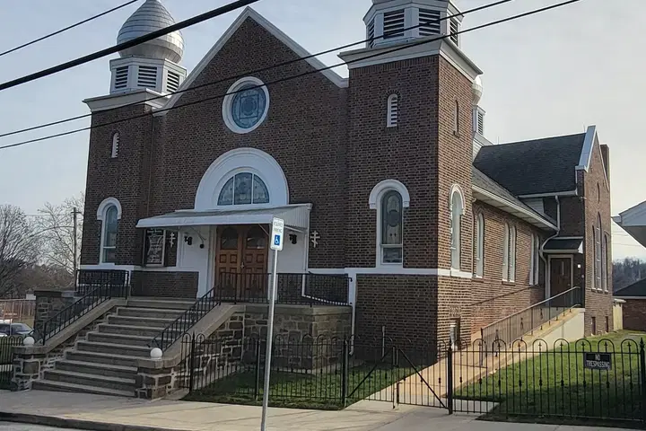 Holy Ghost Orthodox Church, Coatesville, PA — photo 2 of 8