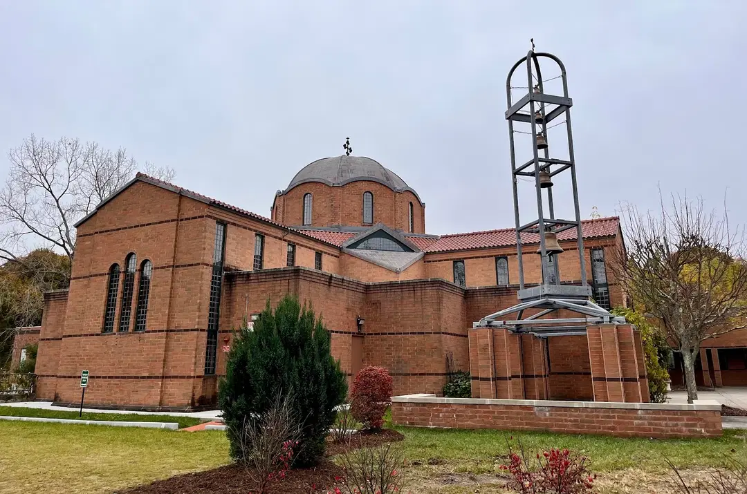 Holy Resurrection Greek Orthodox Church, Glen Head, NY — photo 1 of 18