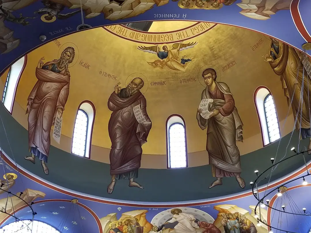 Holy Resurrection Greek Orthodox Church, Glen Head, NY — photo 5 of 18
