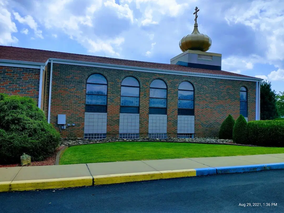 Holy Resurrection Orthodox Church, Belle Vernon, PA — photo 11 of 20