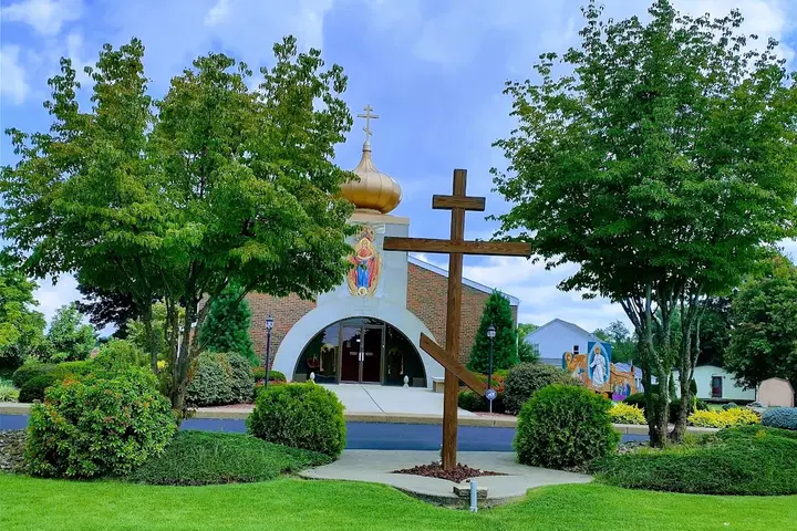 Holy Resurrection Orthodox Church, Belle Vernon, PA — photo 4 of 20