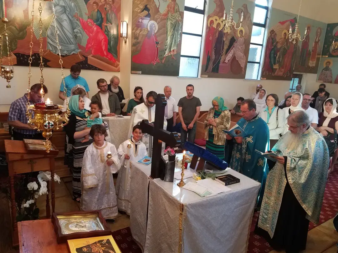 Holy Resurrection Romanian Orthodox Church, Hayward, CA — photo 12 of 19