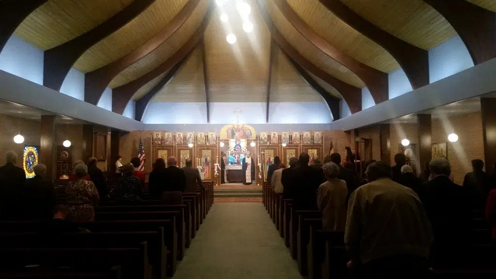 Holy Resurrection Romanian Orthodox Church, Warren, OH — photo 4 of 13