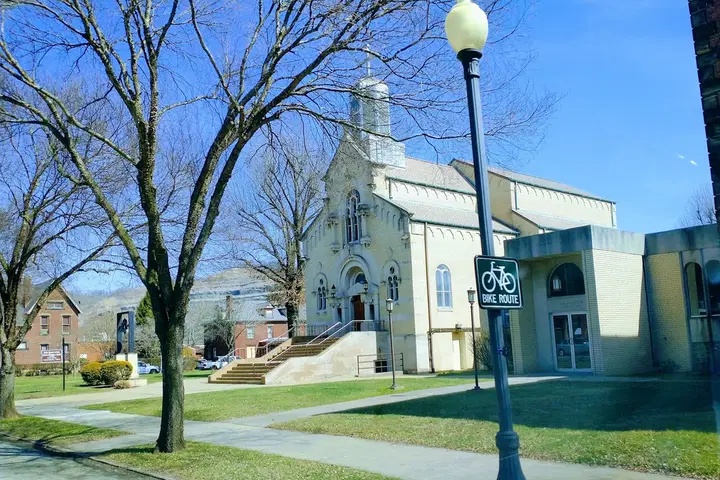 Holy Resurrection Serbian Orthodox Church, Steubenville, OH — photo 4 of 14