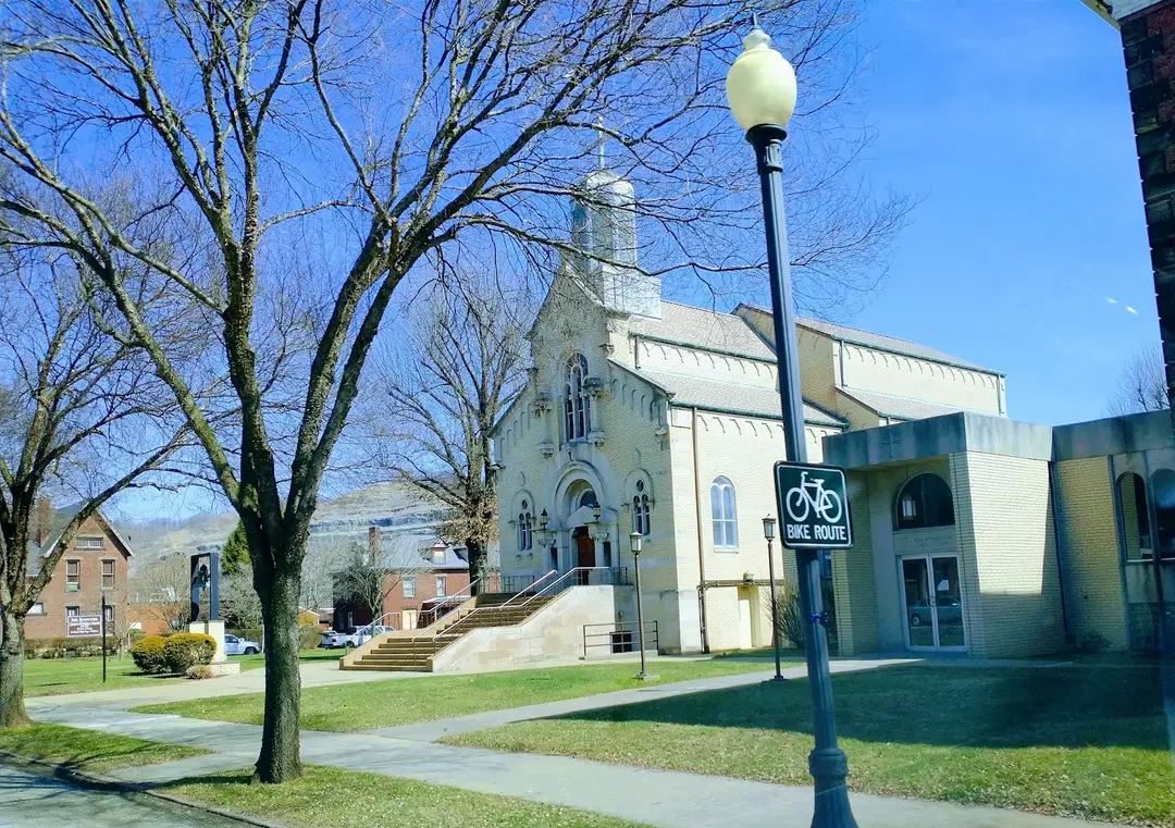 Holy Resurrection Serbian Orthodox Church, Steubenville, OH — photo 4 of 14