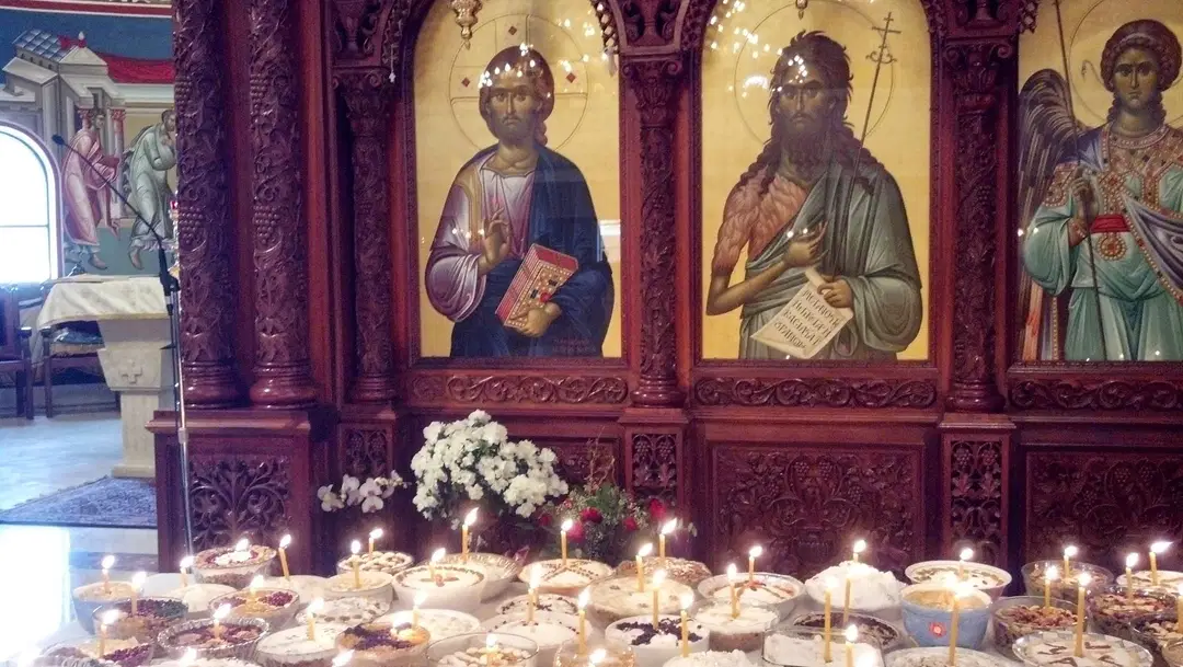 Holy Taxiarhai & St. Haralambos Greek Orthodox Church, Niles, IL — photo 4 of 20