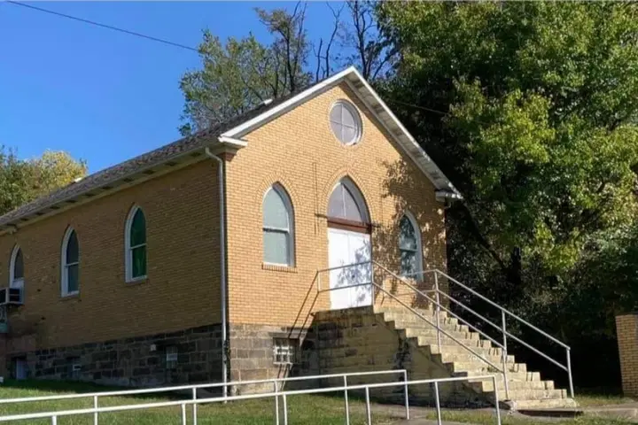 Holy Transfiguration Orthodox Church, McClellandtown, PA — photo 3 of 4