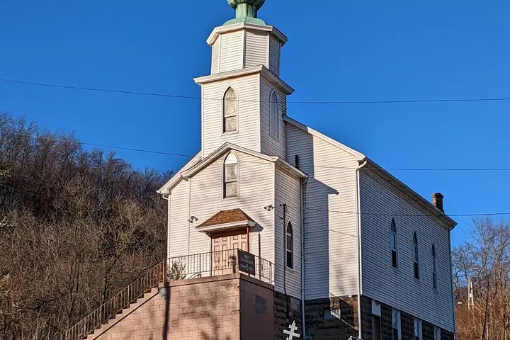 Holy Transfiguration Orthodox Church, Steubenville, OH — photo 2 of 8