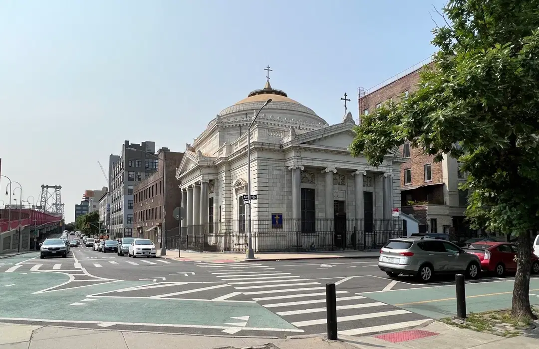 Holy Trinity Cathedral - Ukrainian Orthodox Church - Ecumenical Patriarchate of Constantinople, Brooklyn, NY — photo 19 of 19