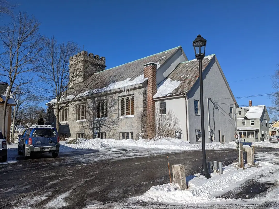 Holy Trinity Church, Concord, NH — photo 7 of 8
