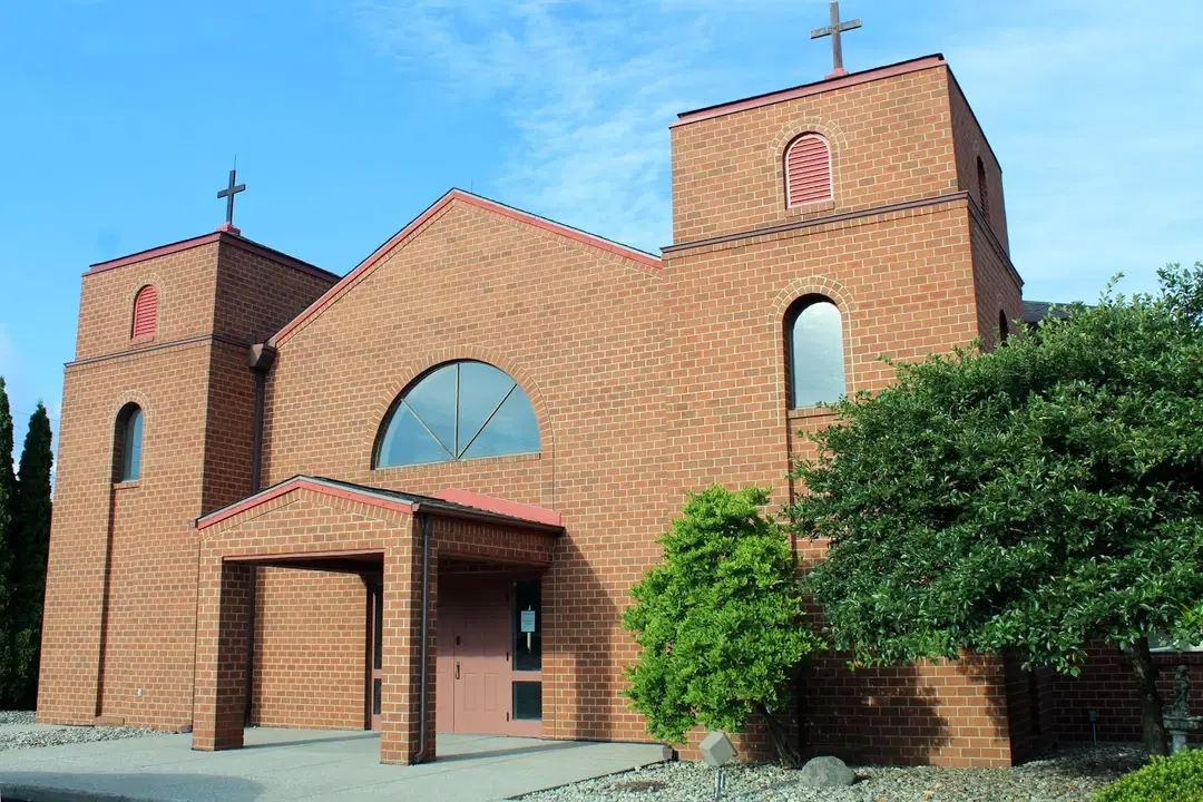 Holy Trinity Greek Orthodox Church, Fort Wayne, IN — photo 12 of 15