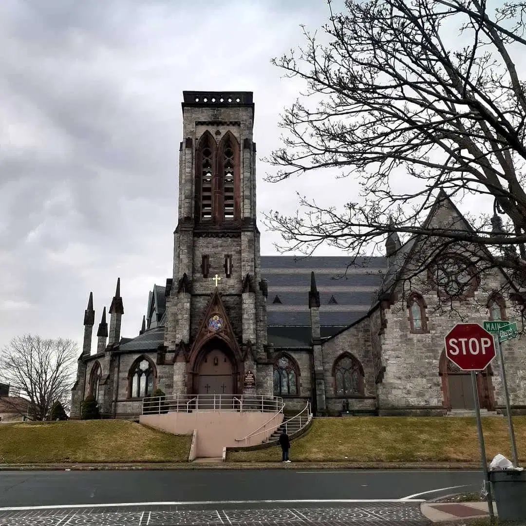Holy Trinity Greek Orthodox Church, Holyoke, MA — photo 5 of 11