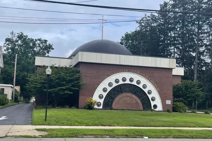 Holy Trinity Greek Orthodox Church, Norwich, CT — photo 4 of 10