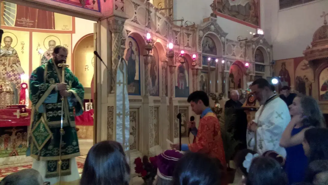 Holy Trinity Greek Orthodox Church, Schiller Park, IL — photo 1 of 20